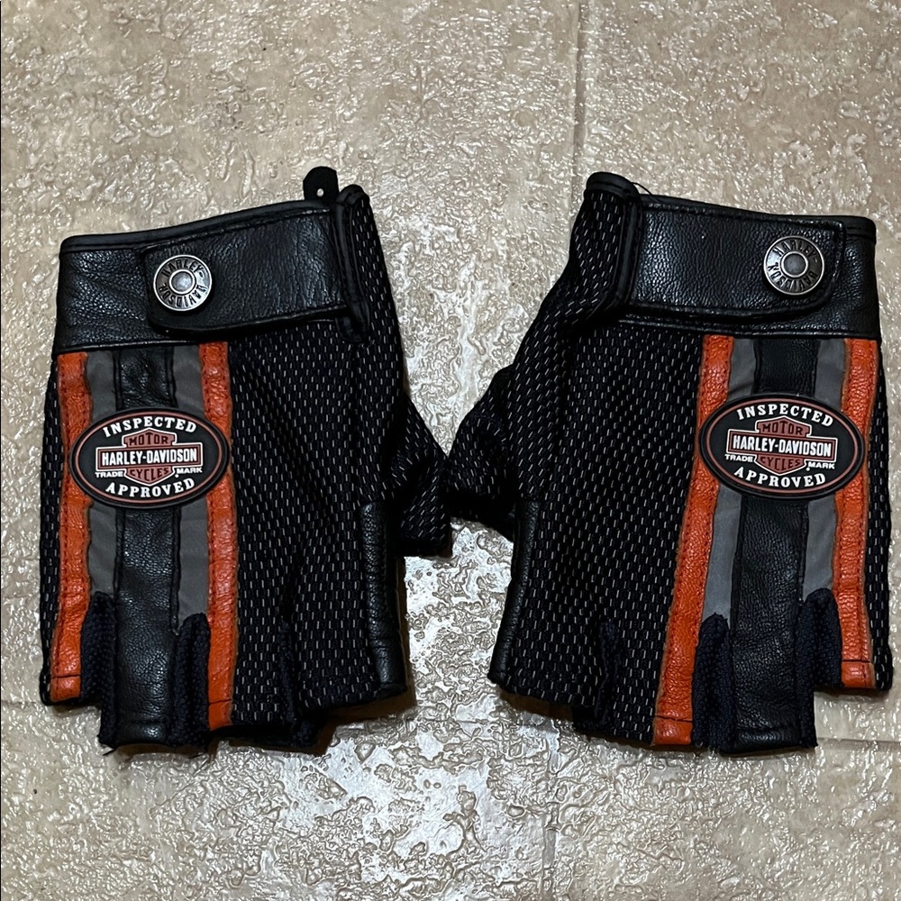 Harley Davidson Women’s Fingerless Gloves. Large